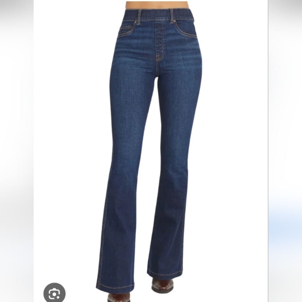 SPANX Dark Blue Flare Pull-on  Jeans Sz-L Tall